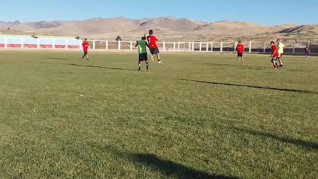 VARONES MACARI VS LAYO