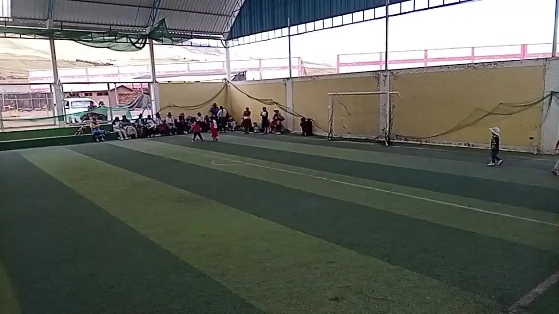 Aiheeseen liittyvät videot