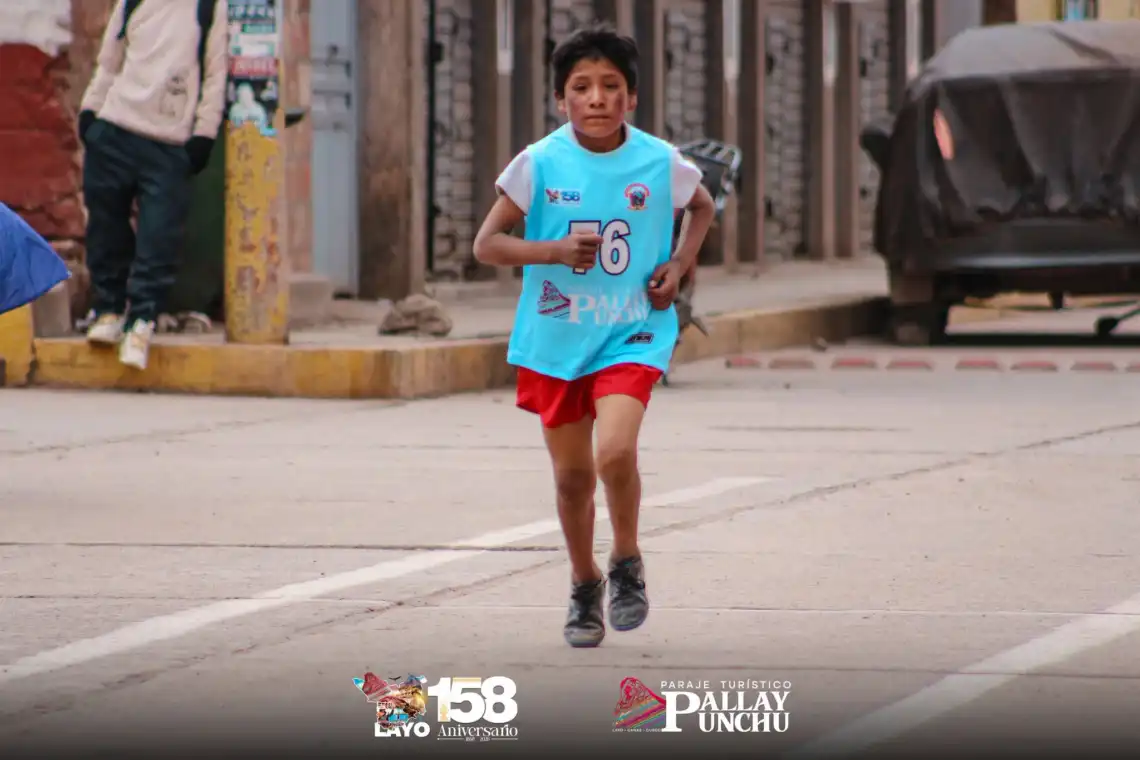 𝗘𝗟 𝗠𝗔𝗥𝗔𝗧Ó𝗡 𝗣𝗔𝗟𝗟𝗔𝗬 𝗣𝗨𝗡𝗖𝗛𝗨 𝗥𝗘𝗨𝗡𝗜Ó 𝗔 𝗚𝗥𝗔𝗡𝗗𝗘𝗦 𝗔𝗧𝗟𝗘𝗧𝗔𝗦 𝗘𝗡 𝗟𝗔𝗬𝗢